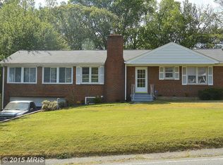 5903 Middleton Ln, Temple Hills, MD 20748