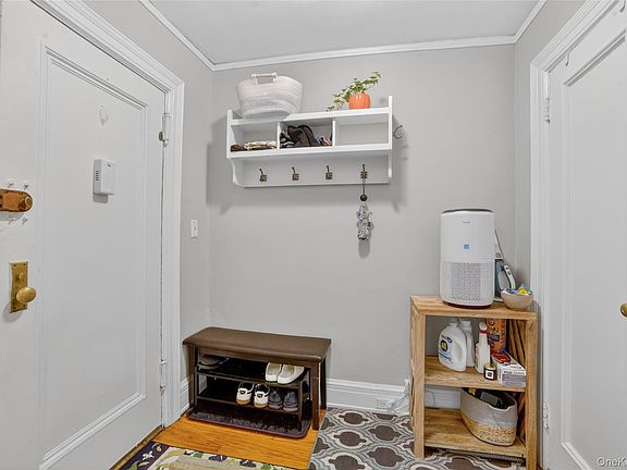 5th image of 42 Pondfield Road W #4F