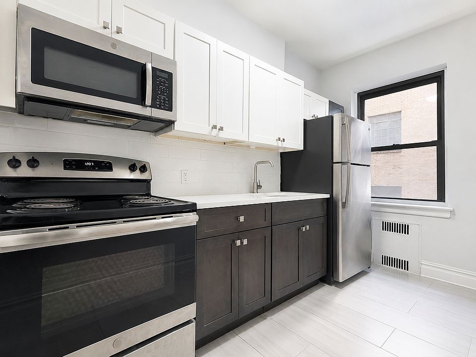 1st image of 130 Bay Ridge Pkwy APT 3S