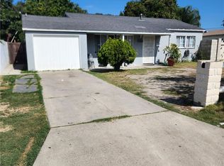 2625 Strawberry Ln, Santa Ana, CA 92706