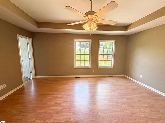 4th image of 116 Fernwood Dr