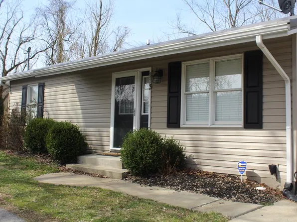 113 Pine St, Paintsville, KY 41240