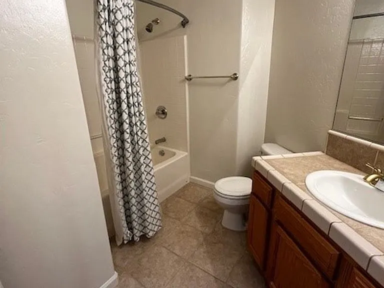 6504 Nichelini Ct — Photo 8
