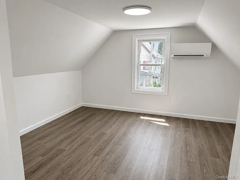 39 Rathbun Ave — Photo 22