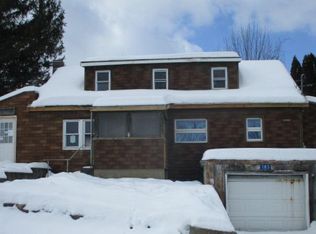 183 Caverns Rd, Howes Cave, NY 12092