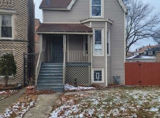 8854 S Dauphin Ave, Chicago, IL 60619