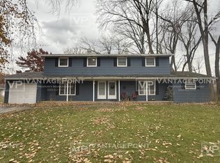 2517 N View Ct, Green Bay, WI 54303