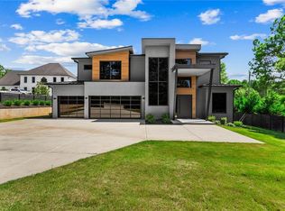 5 Whitehead Rd, Buford, GA 30518