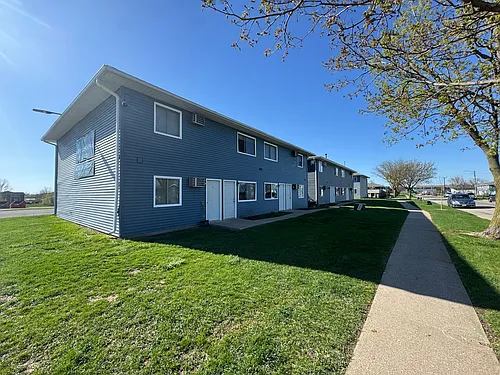 2100 Westdale Dr SW Photo 1
