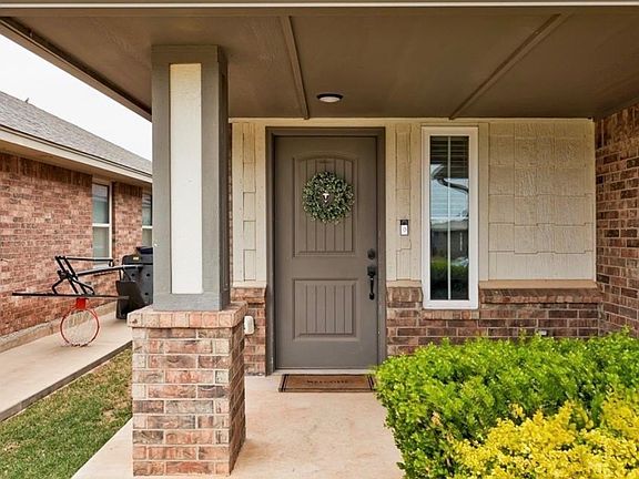 4th image of 19716 Brunswick Ct