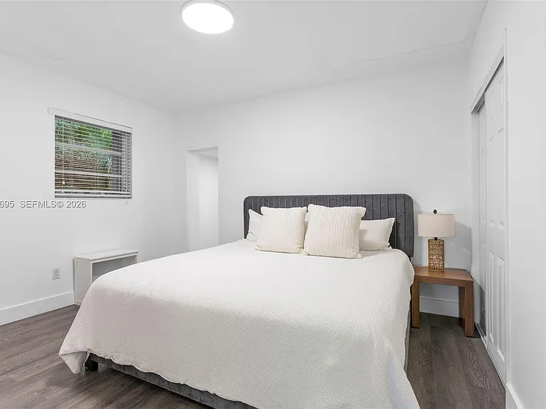 8220 Hawthorne Ave — Photo 31