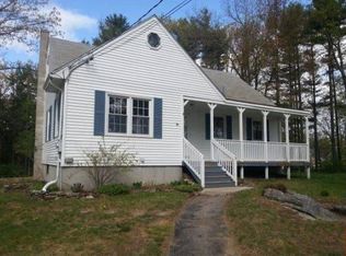 51 Hovey Rd, Londonderry, NH 03053