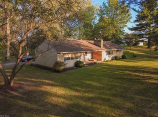 3195 Clark Mill Rd, Barberton, OH 44203