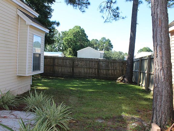 3rd image of 430 Heritage Way
