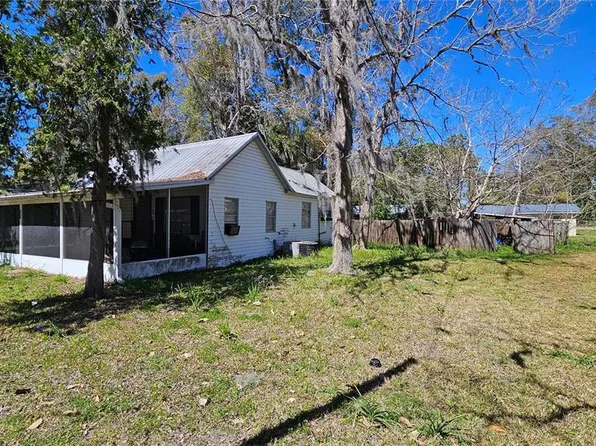 416 SE 3rd Ave, Williston, FL 32696