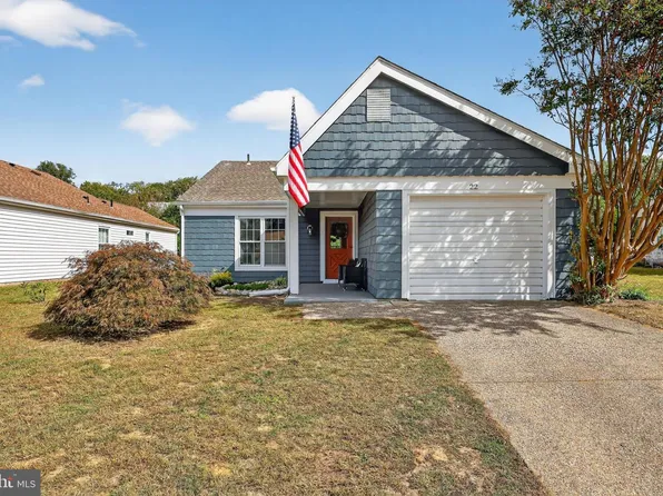 22 Banbury Ln, Southampton, NJ 08088