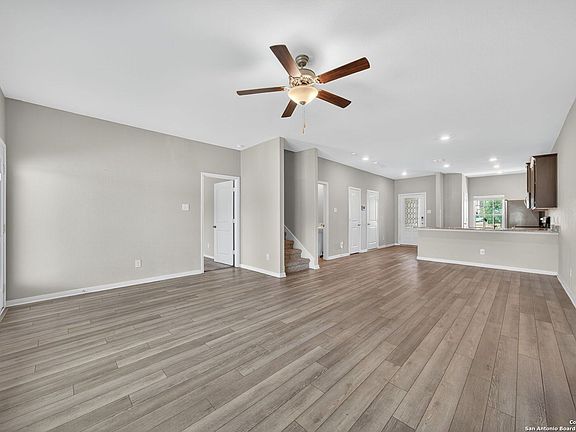 5th image of 6406 Underwood Way