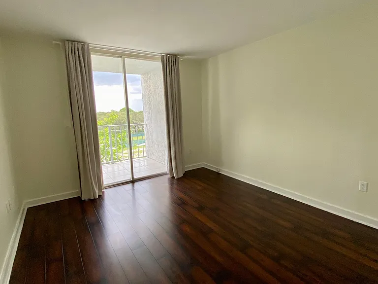 650 NE 64th St #G602 — Photo 16