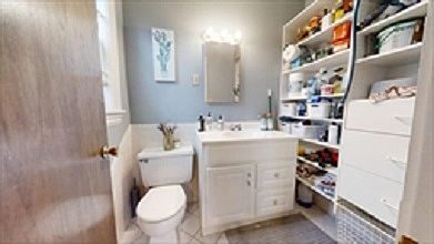 5th image of 43 Boyd St #2