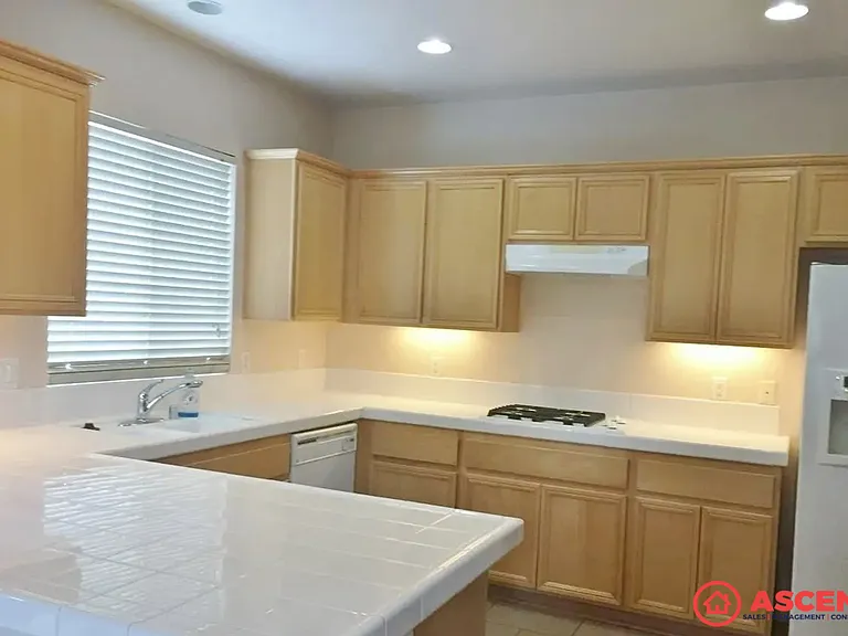 10401 Sterling Silver St — Photo 6