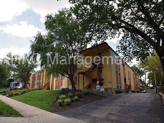 4th image of 3934 Warwick Blvd