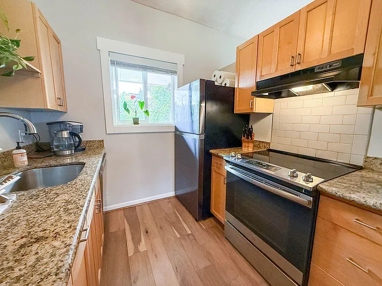 630 5th Ave S #208 — Photo 12