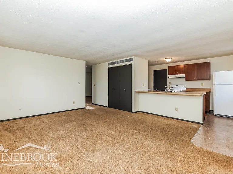 7648 Pomeranian Dr — Photo 6
