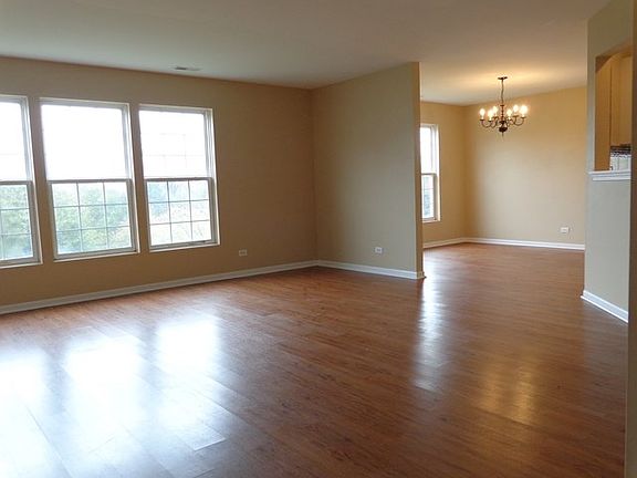 4th image of 1102 Bromley Ct #1102