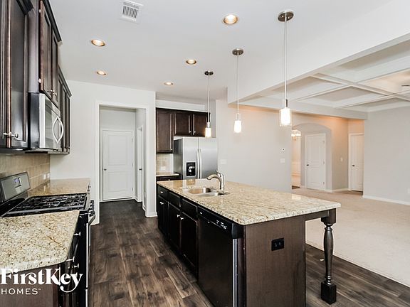 4th image of 452 Paden View Ct