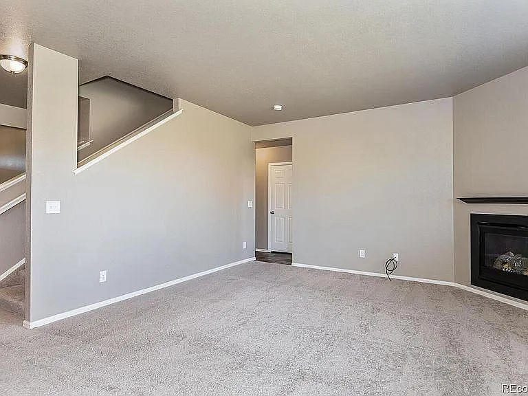6758 Grainery Rd — Photo 5