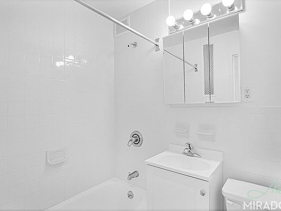 5th image of 1435 York Ave APT 6E
