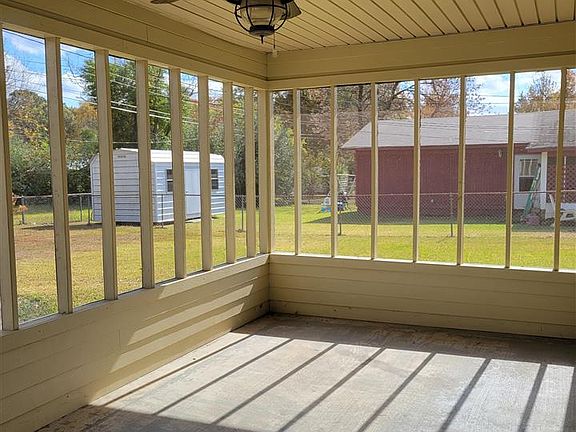 3rd image of 4712 Pinson Dr