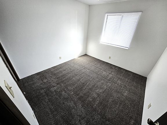 5th image of 1113 B St #10