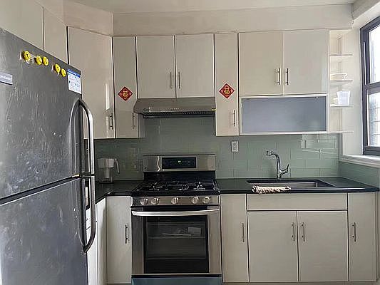 1st image of 132-30 Sanford Ave #1