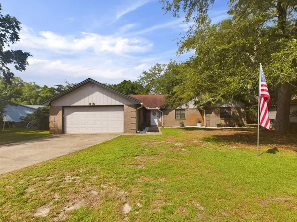 815 Saint Kitts Cv, Niceville, FL 32578