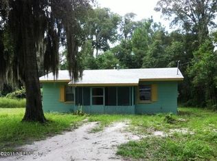 1101 Grove Ave, Crescent City, FL 32112