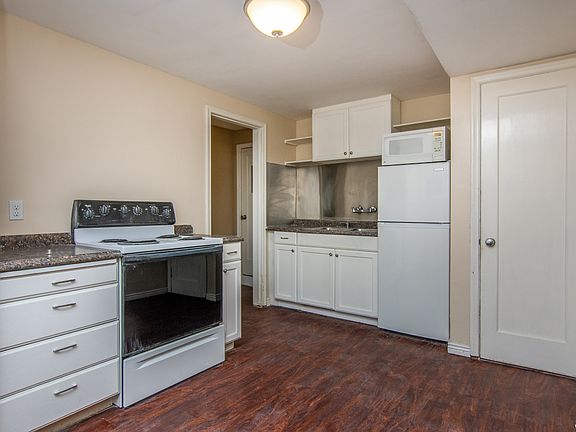 4th image of 1109 E 400th