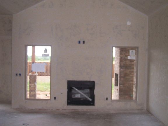 4th image of 3808 Vista Dr