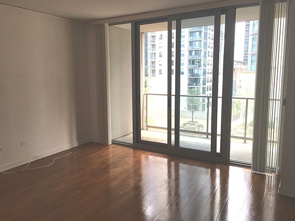 5th image of 420 E Waterside Dr Unit 206
