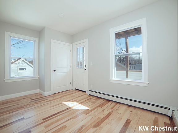 2nd image of 10 Duffley Ct #3