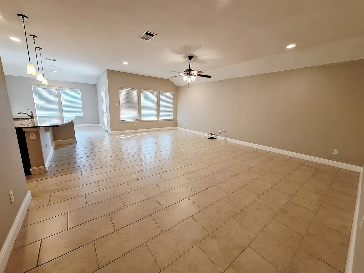3304 De Torres Circle - 1 — Photo 4