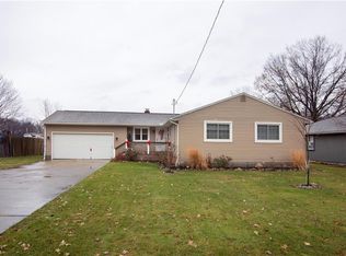 1010 Novak Rd, Grafton, OH 44044