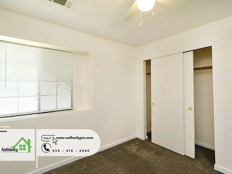 6822 Creekside St — Photo 13