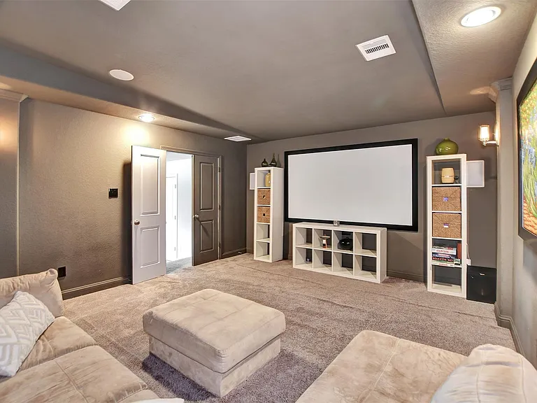 13219 Parkway Hills Dr — Photo 35