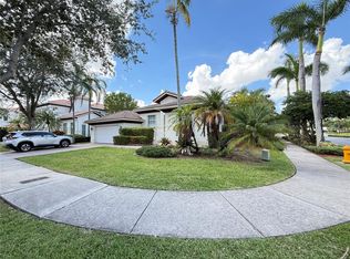 11339 NW 71st St, Doral, FL 33178