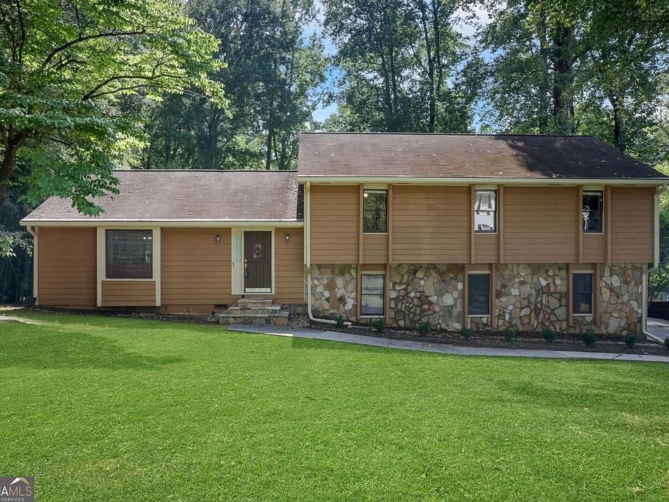 1st image of 1419 Churchill Way