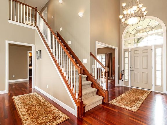 4th image of 4636 Huntington Woods