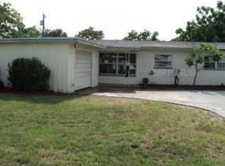 8624 Pelican Ln, Seminole, FL 33777