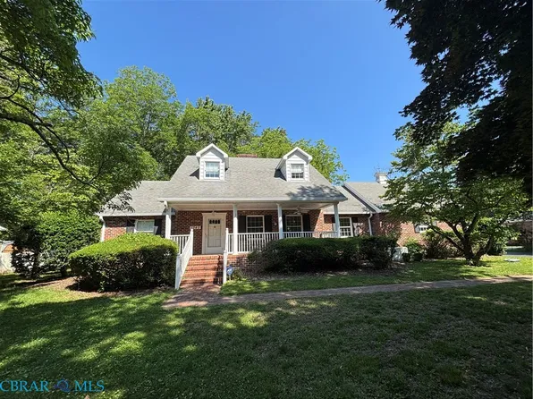 1340 Riverview Dr, West Point, VA 23181