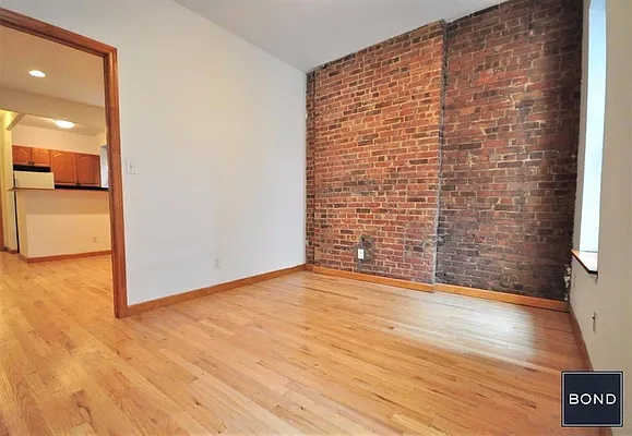 Rented by Bond New York | media 6